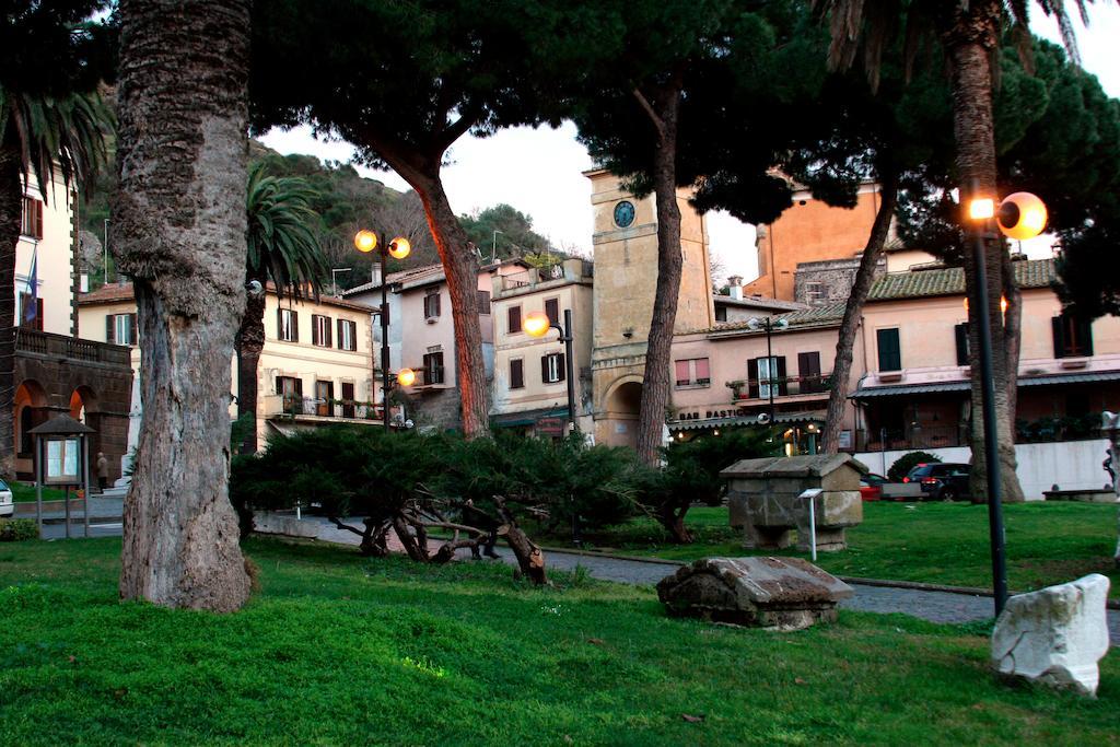 Relax In Piazzetta Casa E Appartamento Per Vacanze Trevignano Romano Exterior foto